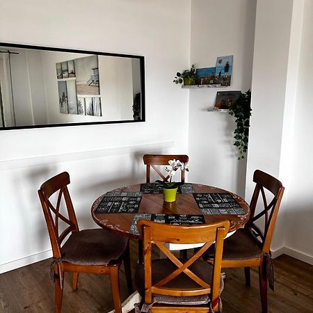 Precioso Apartamento Frente A La Playa Torre Del Mar Luaran gambar