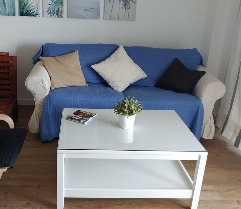 Precioso Apartamento Frente A La Playa Torre Del Mar Luaran gambar