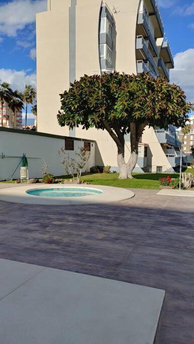 Precioso Apartamento Frente A La Playa Torre Del Mar Luaran gambar