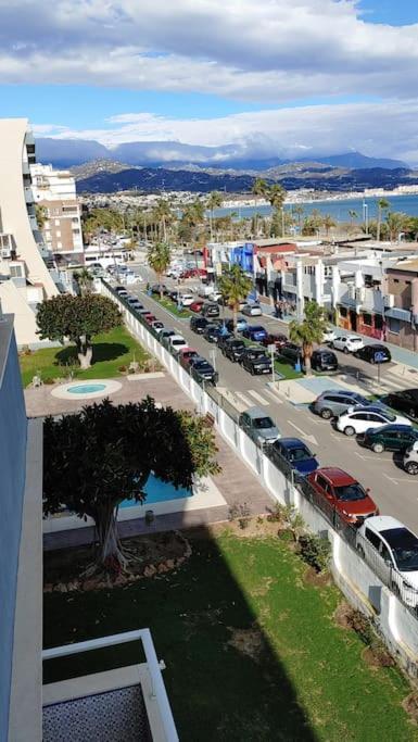 Precioso Apartamento Frente A La Playa Torre Del Mar Luaran gambar