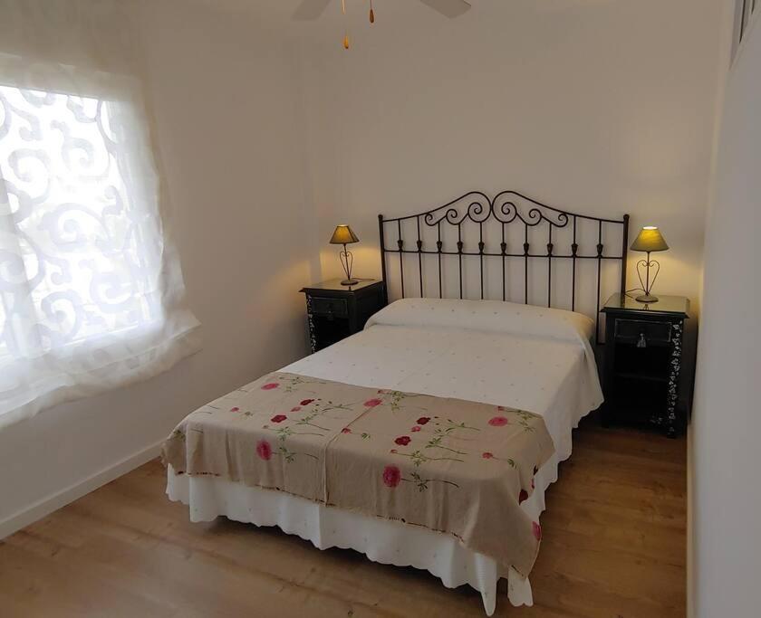 Precioso Apartamento Frente A La Playa Torre Del Mar Luaran gambar